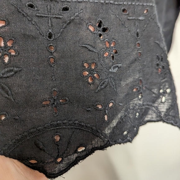 J.jill Black Linen Eyelet Trim  Button Down Top L NWOT Langenlook loose fit - Picture 4 of 12